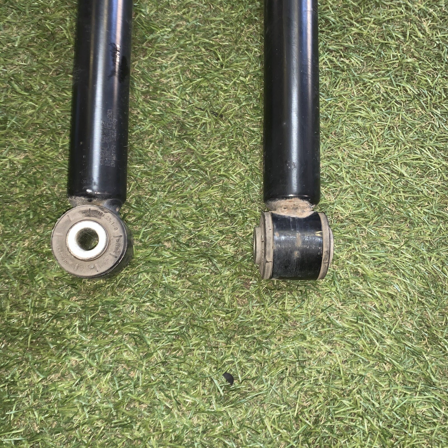 COPPIA AMMORTIZZATORI POSTERIORI FORD Fiesta 7° Serie H1BC-18159-AA 2019