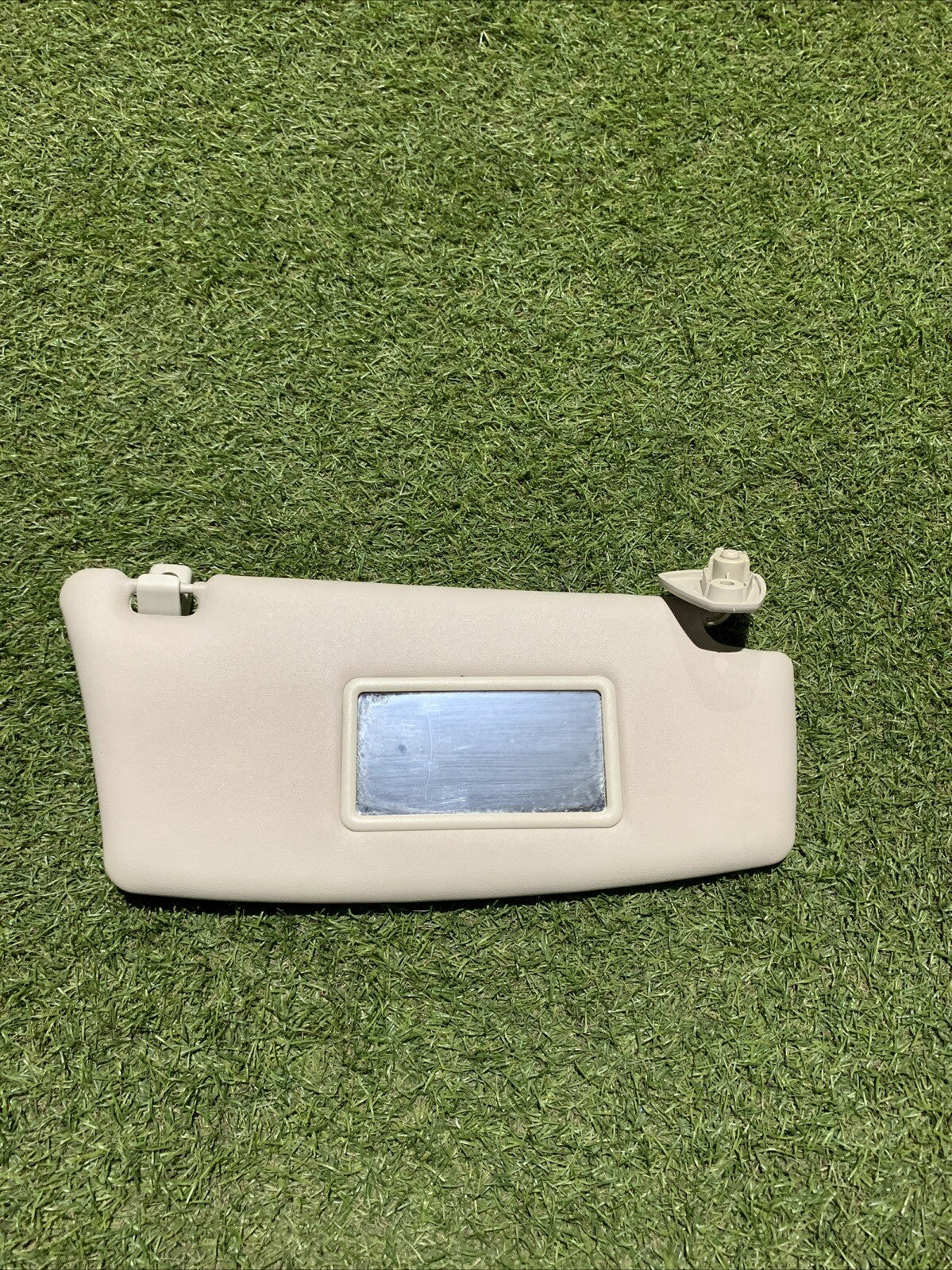 Aletta Parasole Destra Lancia Ypsilon 2006