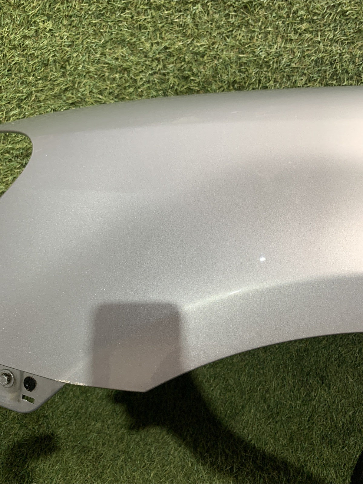 PARAFANGO ANTERIORE SINISTRO PER VOLKSWAGEN Golf 6 Berlina (08 12)