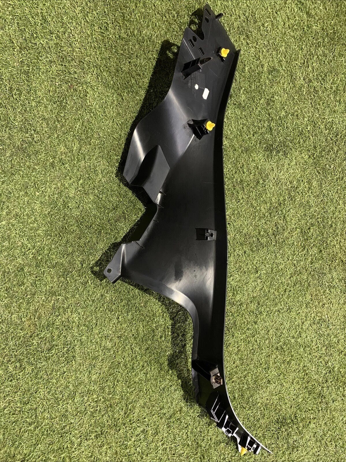 Rivestimento montante posteriore Destra Ford Fiesta mk7 (2019) COD:H1BBA31016A(2