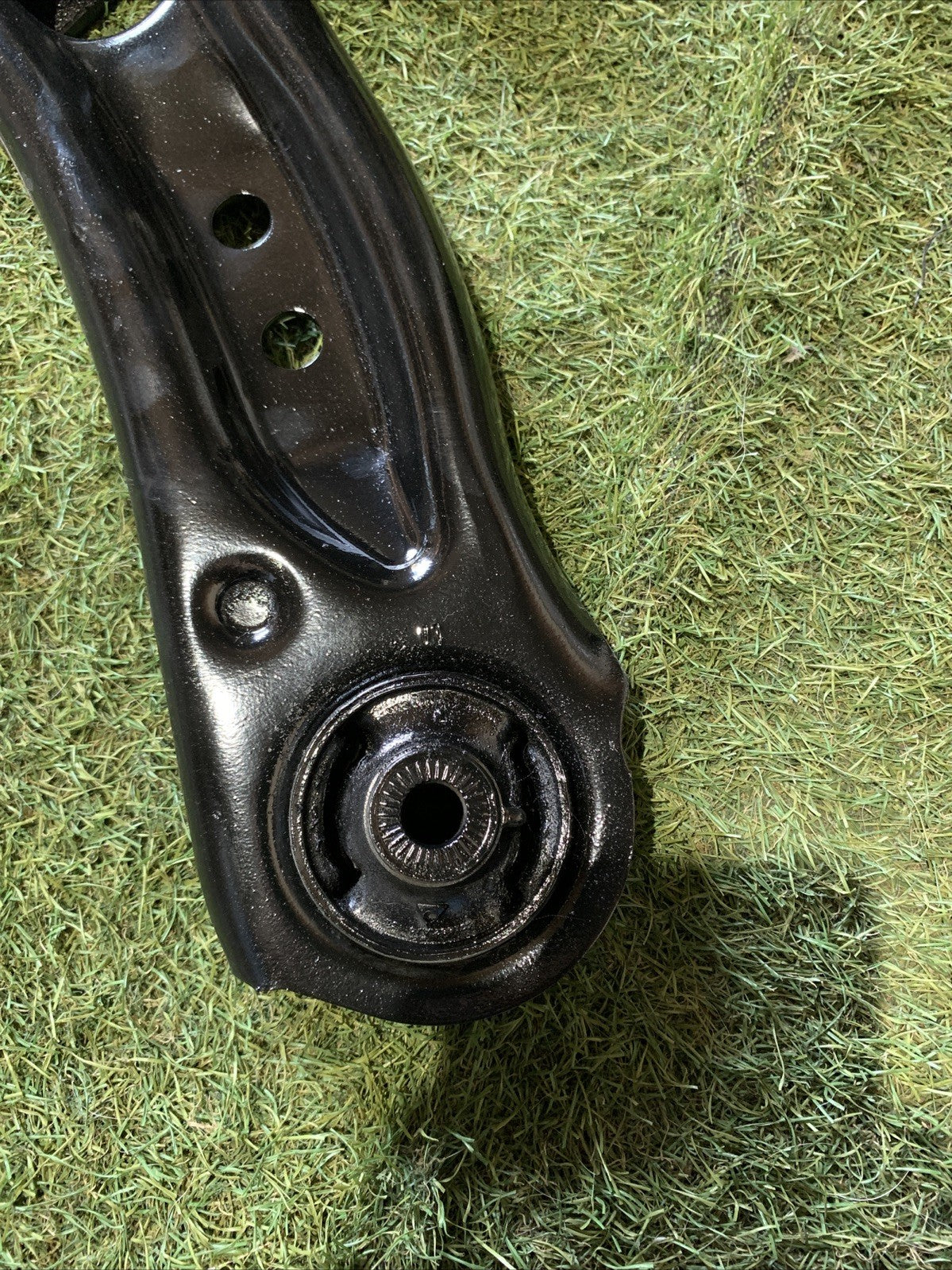 BRACCIO OSCILLANTE ANTERIORE SINISTRO VOLKSWAGEN T-ROC 2024 1.5 BENZINA