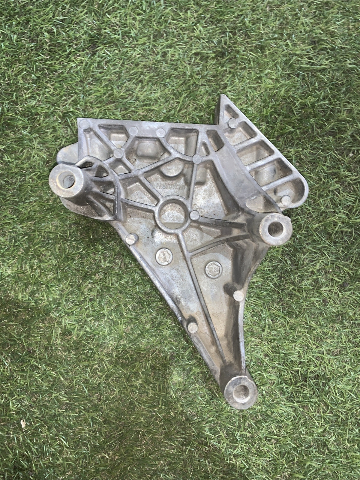 03G199207A SUPPORTO MOTORE AUDI A3 Serie (8P) 2.0 diesel