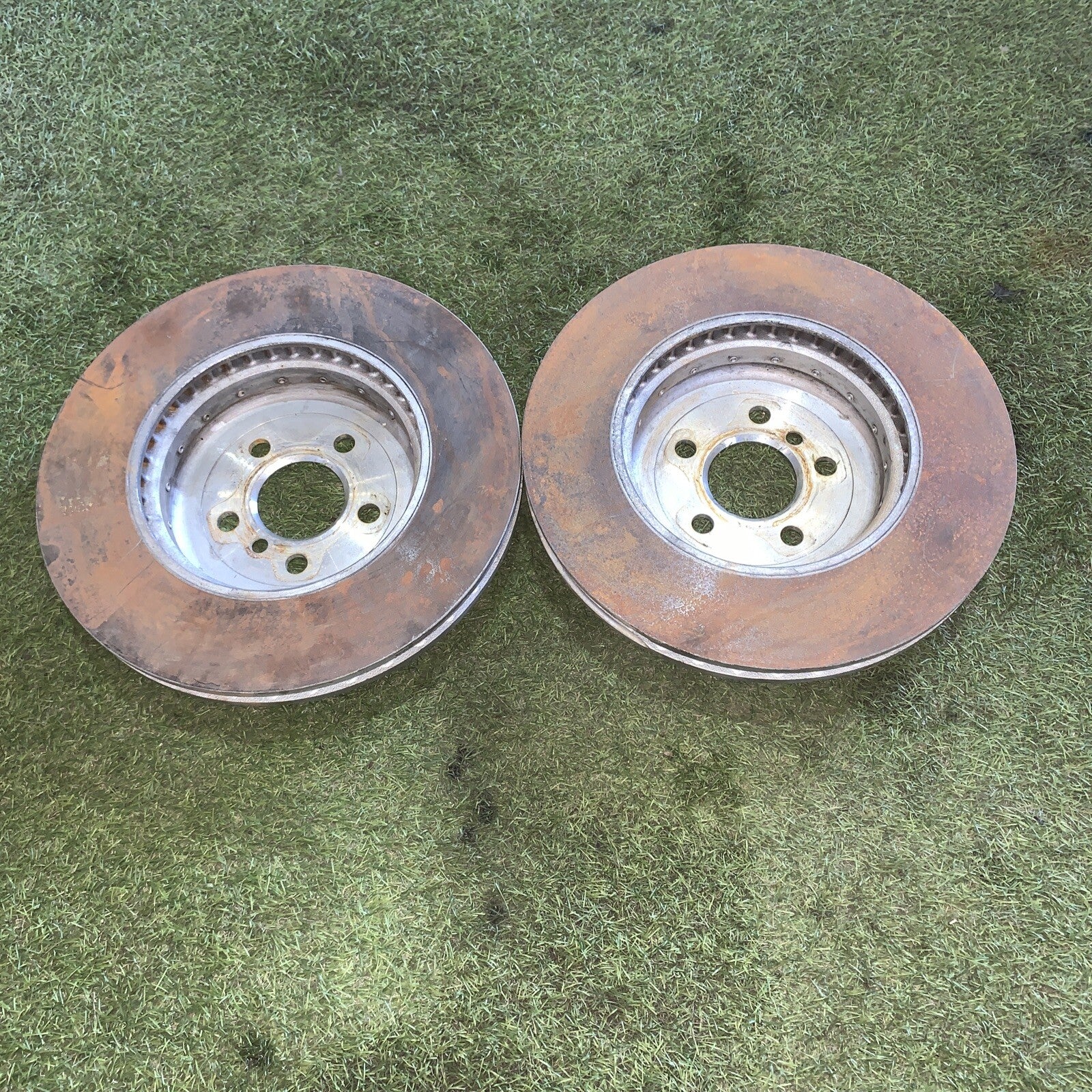 DISCHI E PASTICCHE ANTERIORI ORIGINALE BMW G20 G22 G01 G02 G11 8853555