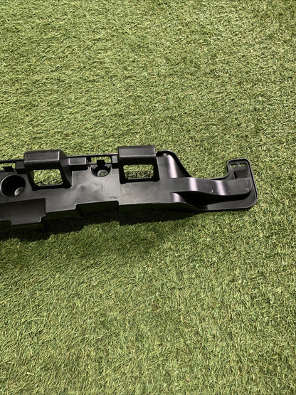 Staffa Centrale Paraurti Posteriore Fiat 600 2023 52239172