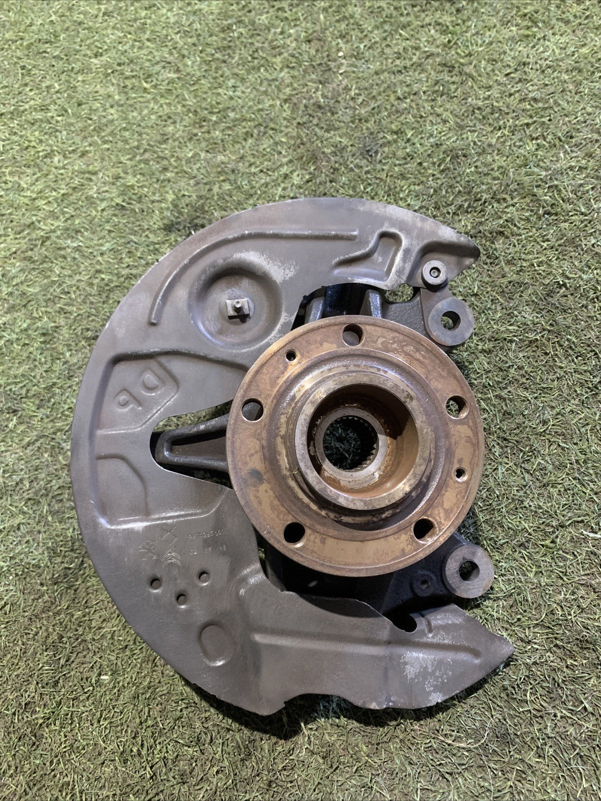 MOZZO MONTANTE FUSELLO ANTERIORE DESTRO PEUGEOT 5008 II 2019 1.5 DIESEL (2)