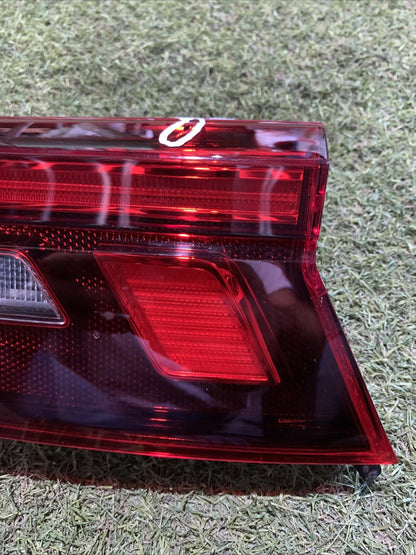 STOP FANALE INTERNO POSTERIORE DESTRO VOLKSWAGEN TIGUAN 2023 5NA945094F