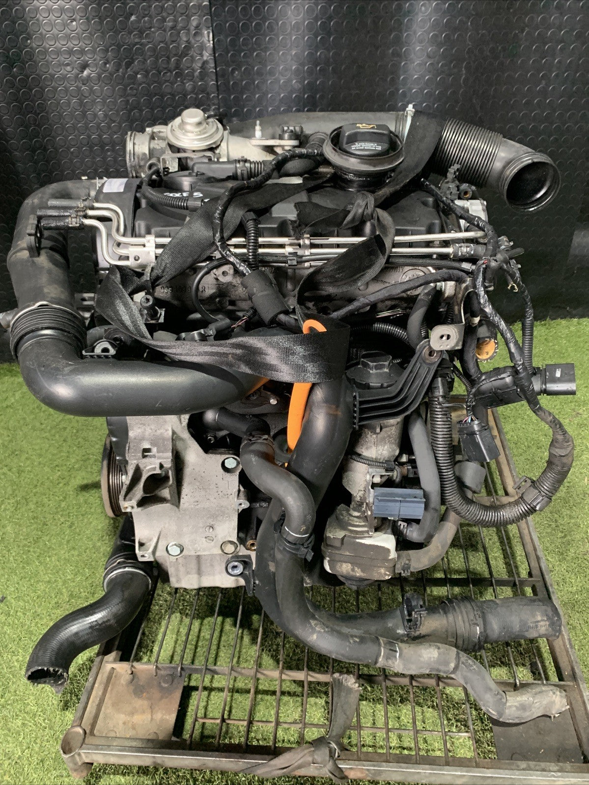 MOTORE COMPLETO PER VOLKSWAGEN Golf 5 Berlina BKC Diesel 1.9 (03>08)