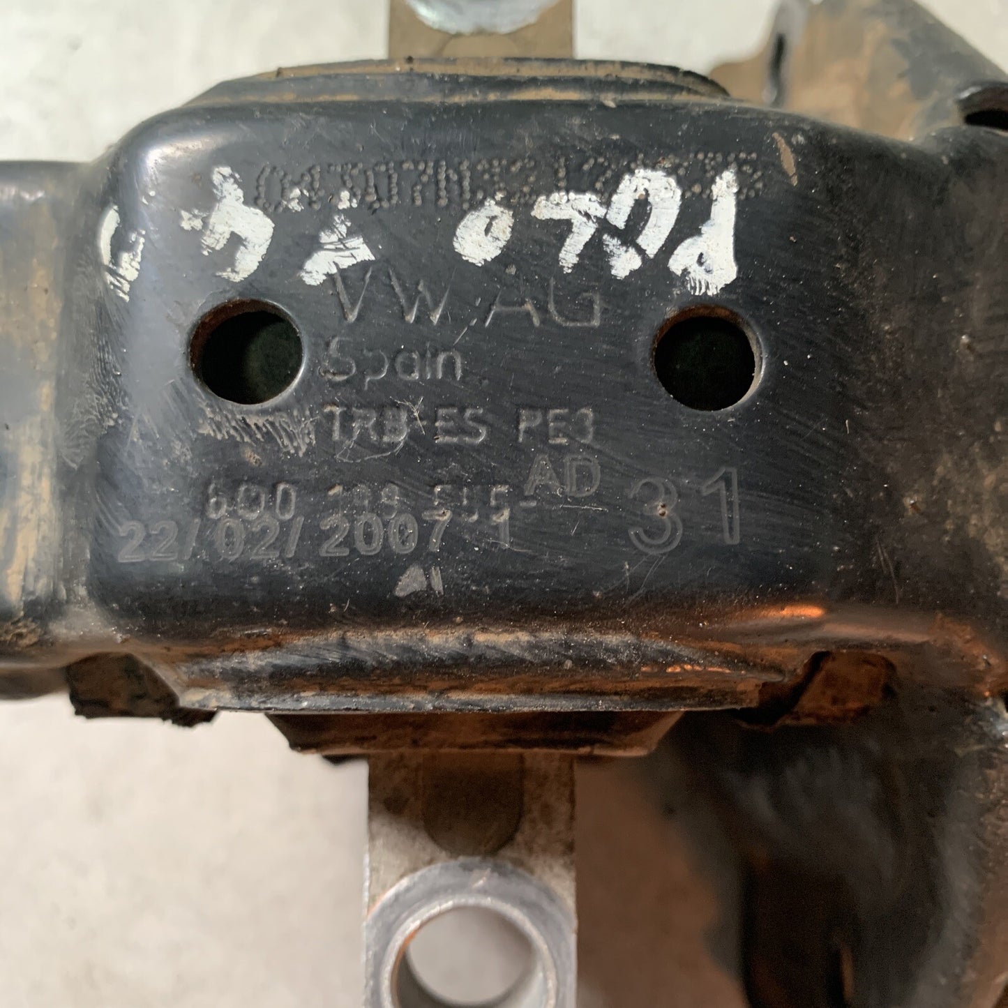 SUPPORTO MOTORE VOLKSWAGEN POLO (6R) 6Q0199555