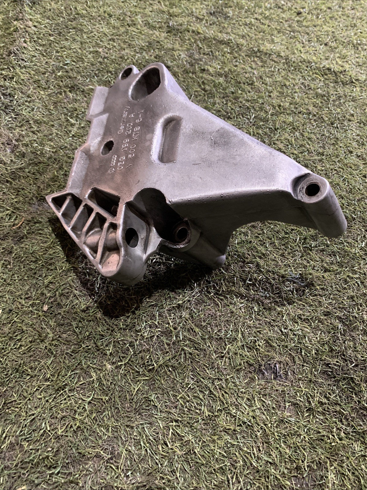 Supporto Motore Volkswagen Golf 5 2.0 Diesel 03G199207A