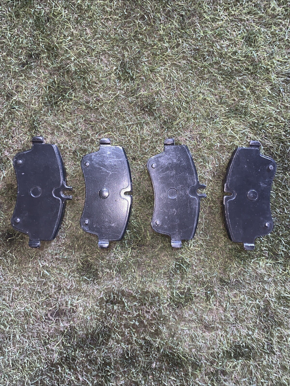 KIT Pastiglie freno anteriori MERCEDES C,W203/S203,Coupé, CL203,CLK,A209,SLK.