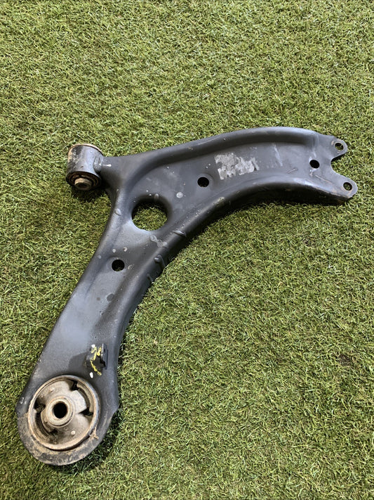 Braccio Oscillante Anteriore Destro Kia Sportage 2018 1.7 Diesel D4FD 54501F1000