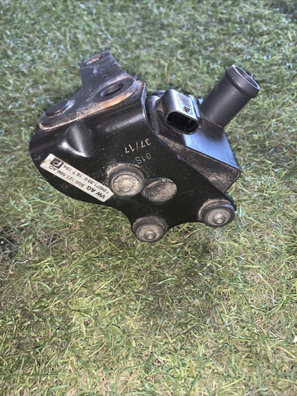 Pompa Acqua Supplementare Volkswagen Golf 7.5 GTI 2.0 Benzina 5Q0965561B