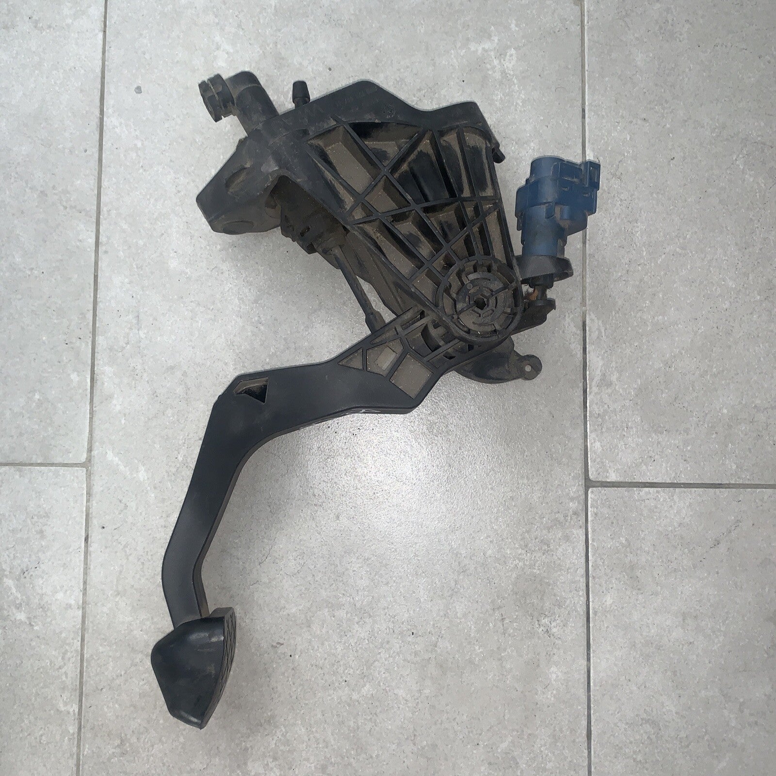 PEDALE FRENO PER VOLKSWAGEN POLO (6R1) | 6R1721059AA