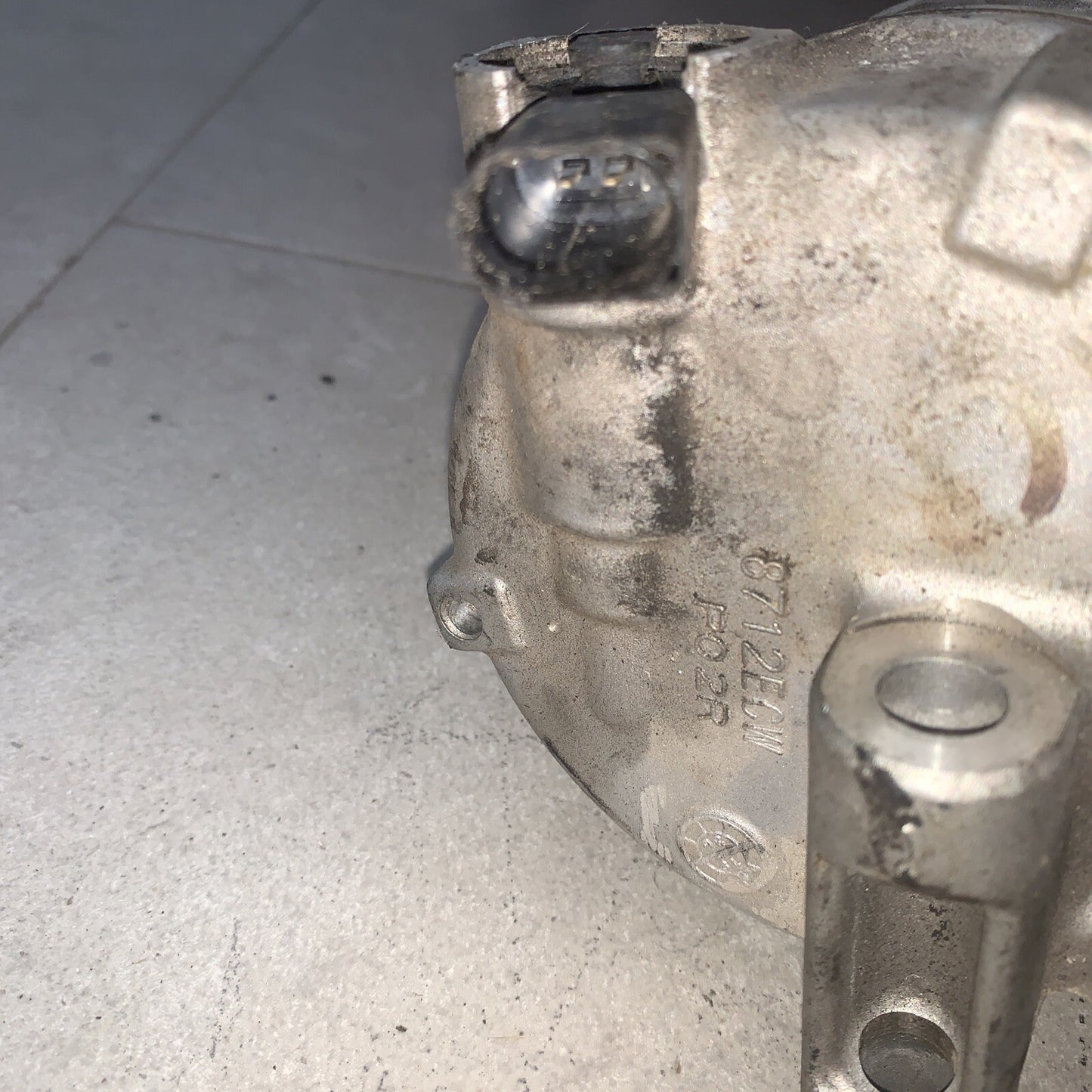 COMPRESSORE ARIA CONDIZIONATA VOLKSWAGEN T-CROSS Serie 3Q0816803E Benzina