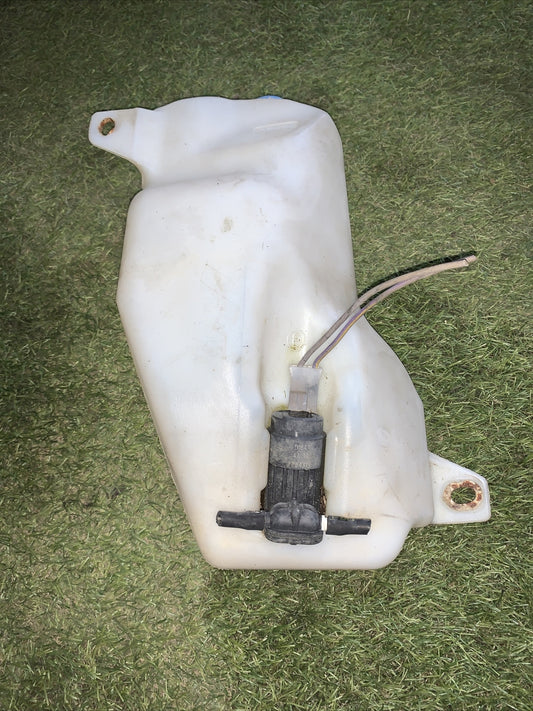 VASCHETTA TERGICRISTALLI CON POMPA  B805  Fiat Stilo