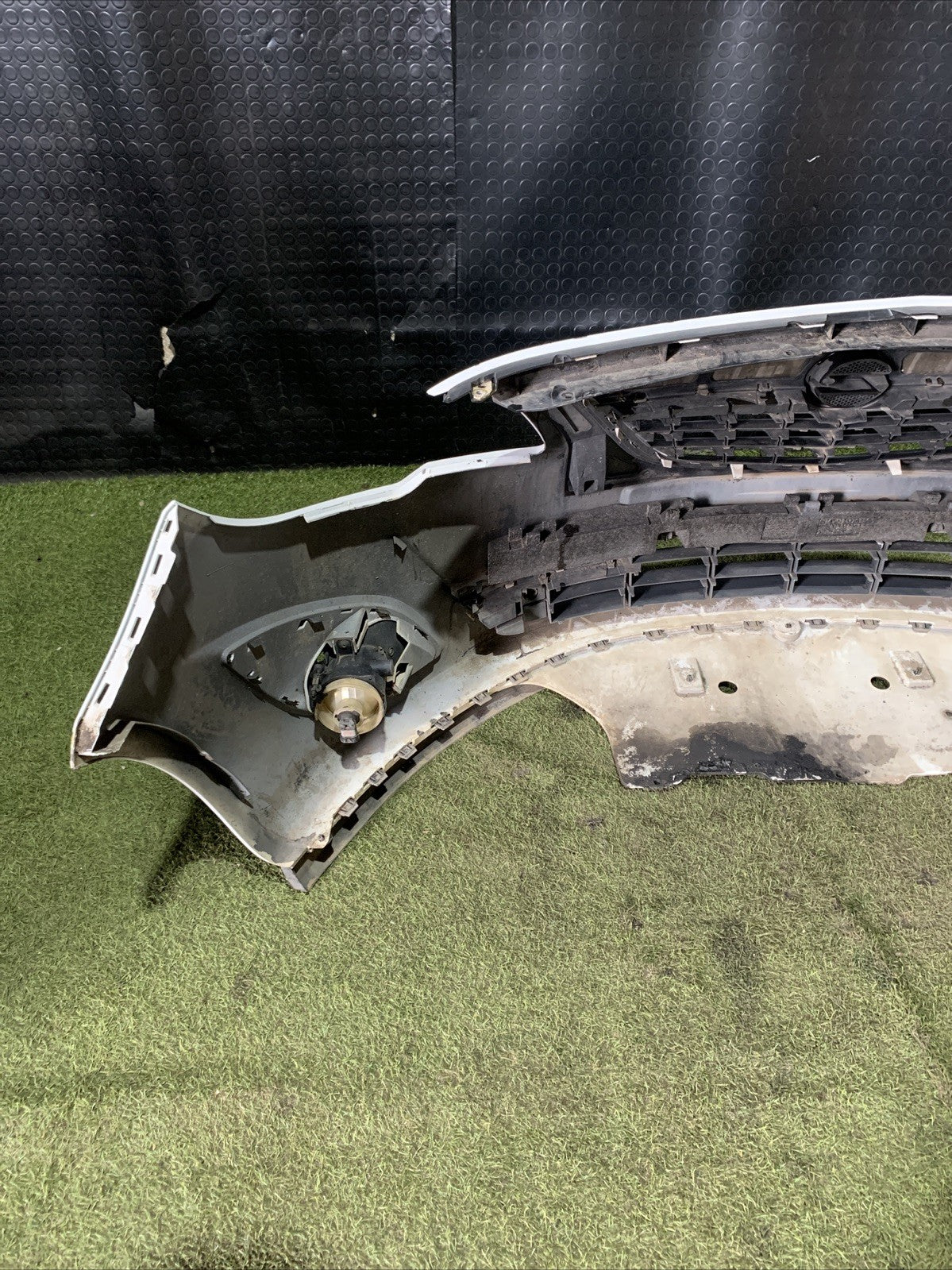 PARAURTI ANTERIORE PER OPEL Meriva 3° Serie 13475836 (10>)