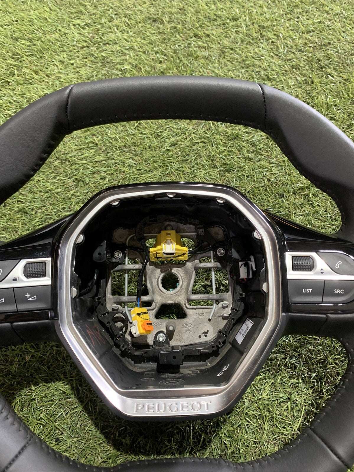 Volante Sterzo Peugeot 208 2022 Come Nuovo