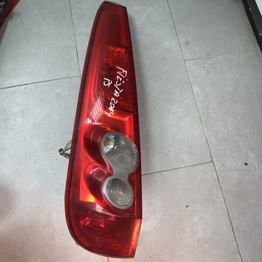 FARO - FANALE POSTERIORE SINISTRO SX - FORD FIESTA