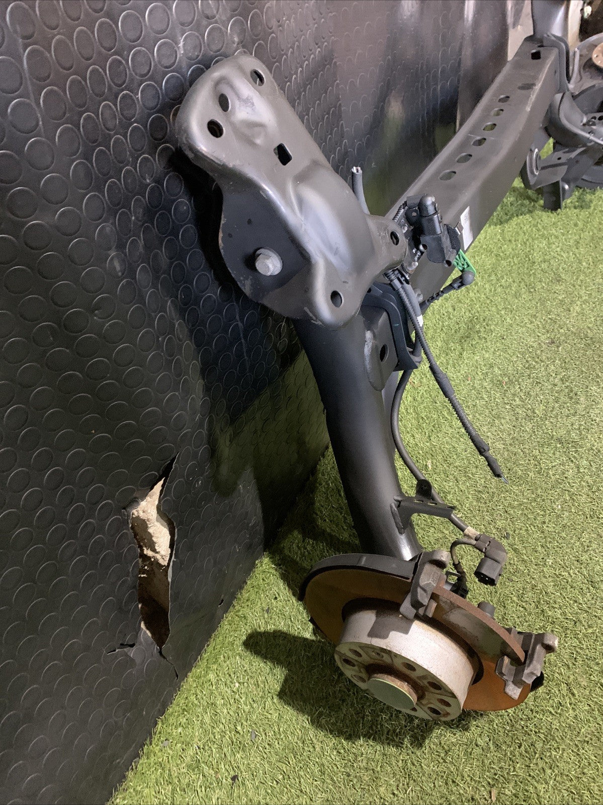 Ponte Assale Posteriore Volkswagen Golf 7 1.6 5Q0501049BJ (2)