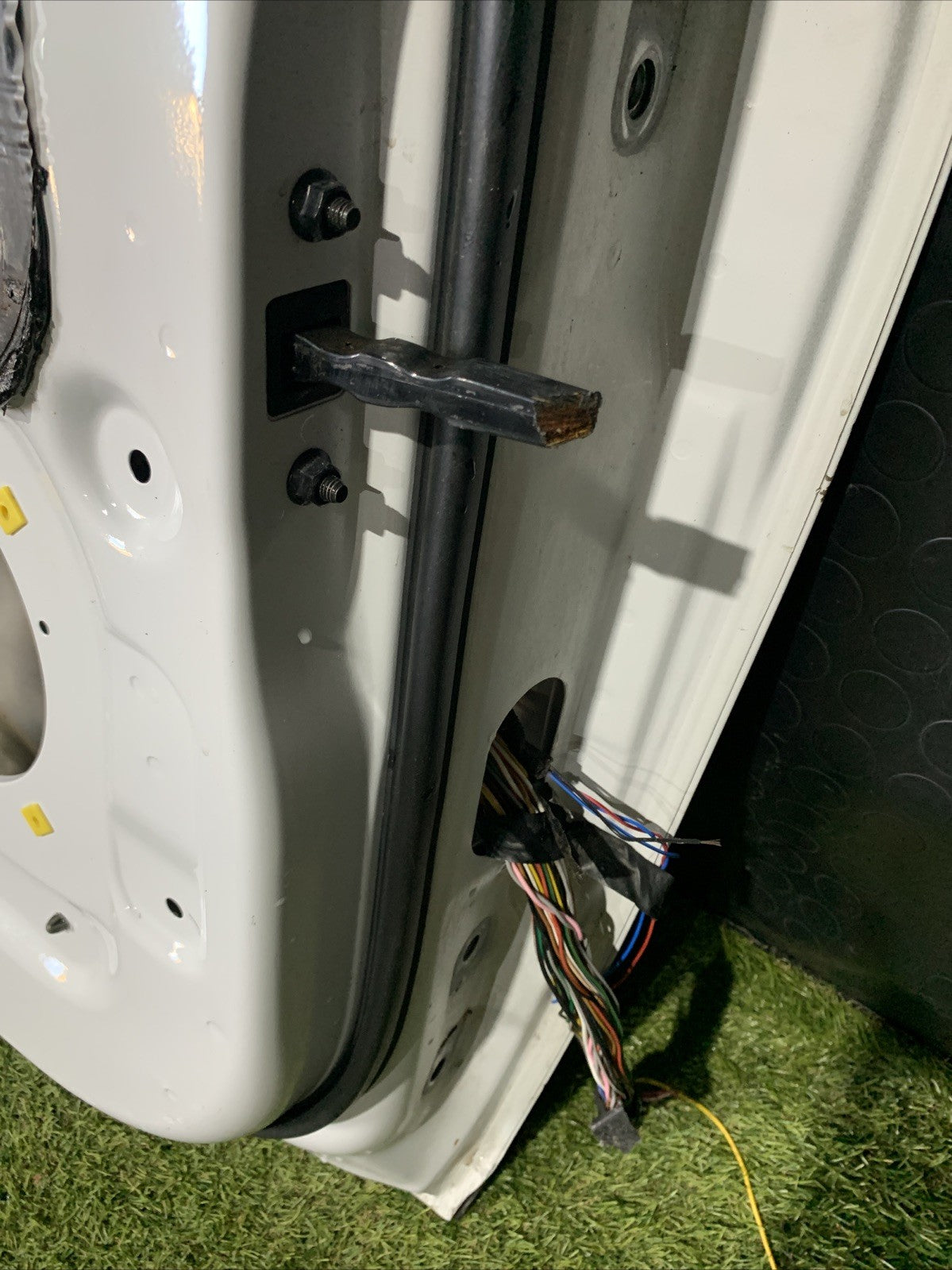 PORTIERA PORTA SPORTELLO ANTERIORE SINISTRA HYUNDAI KONA (17-23)