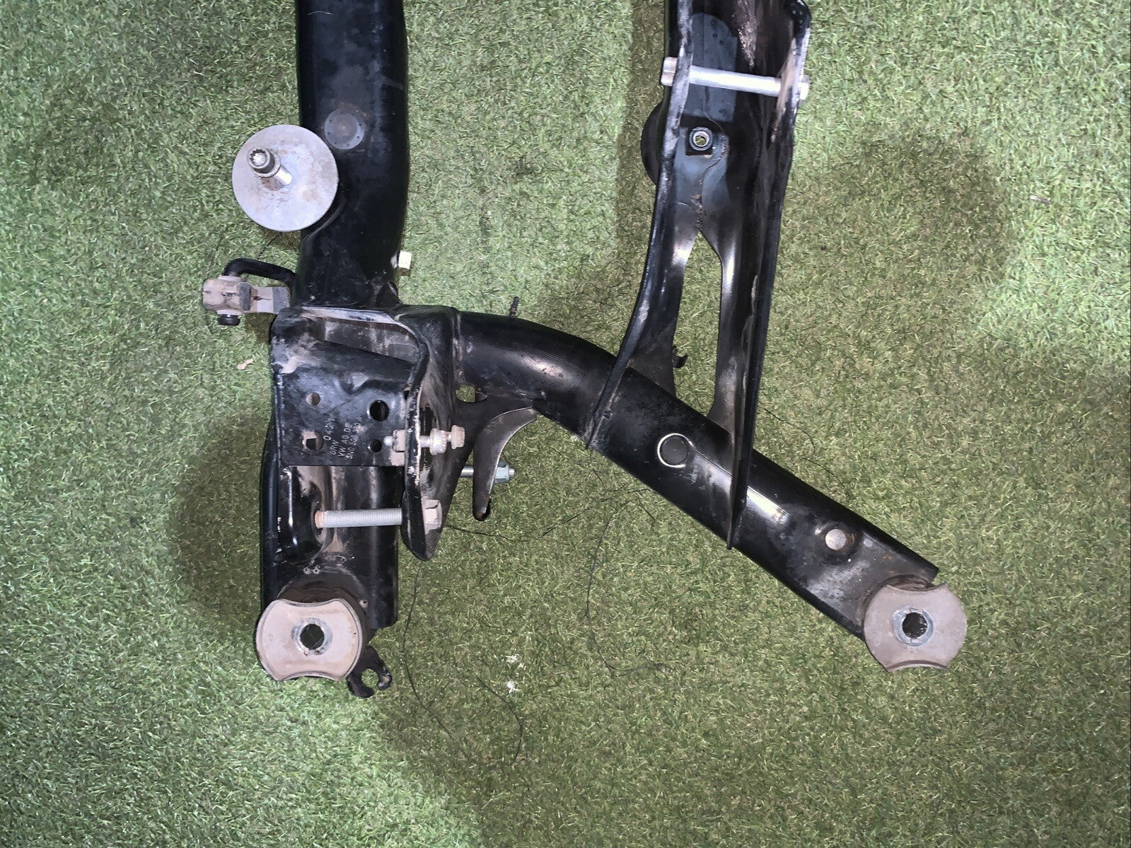 Ponte Assale Posteriore Volkswagen Golf 8 5WA500501