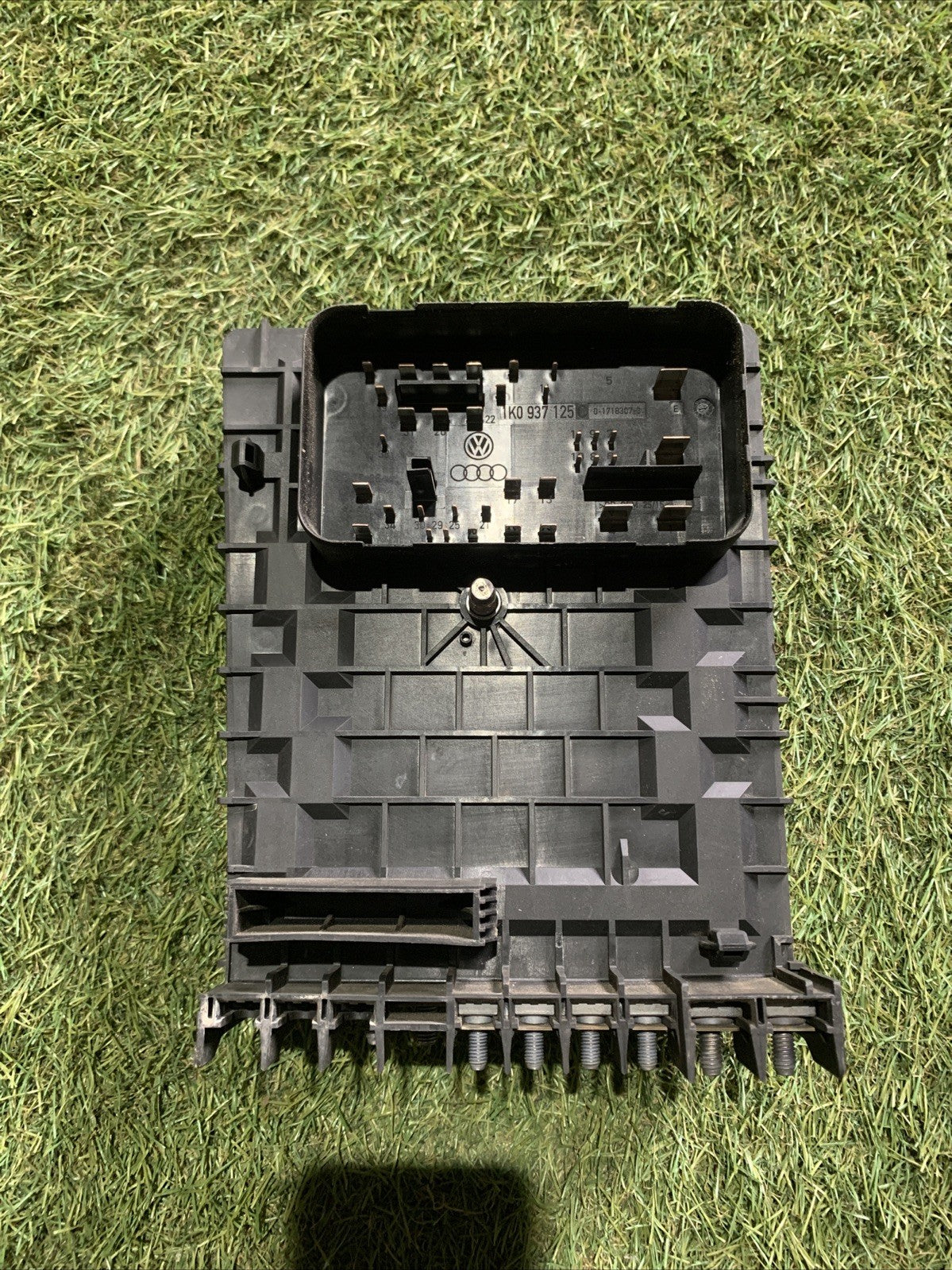 CENTRALINA PORTA FUSIBILI PER VOLKSWAGEN Golf 6 Berlina 1K0937125C diesel 2.0