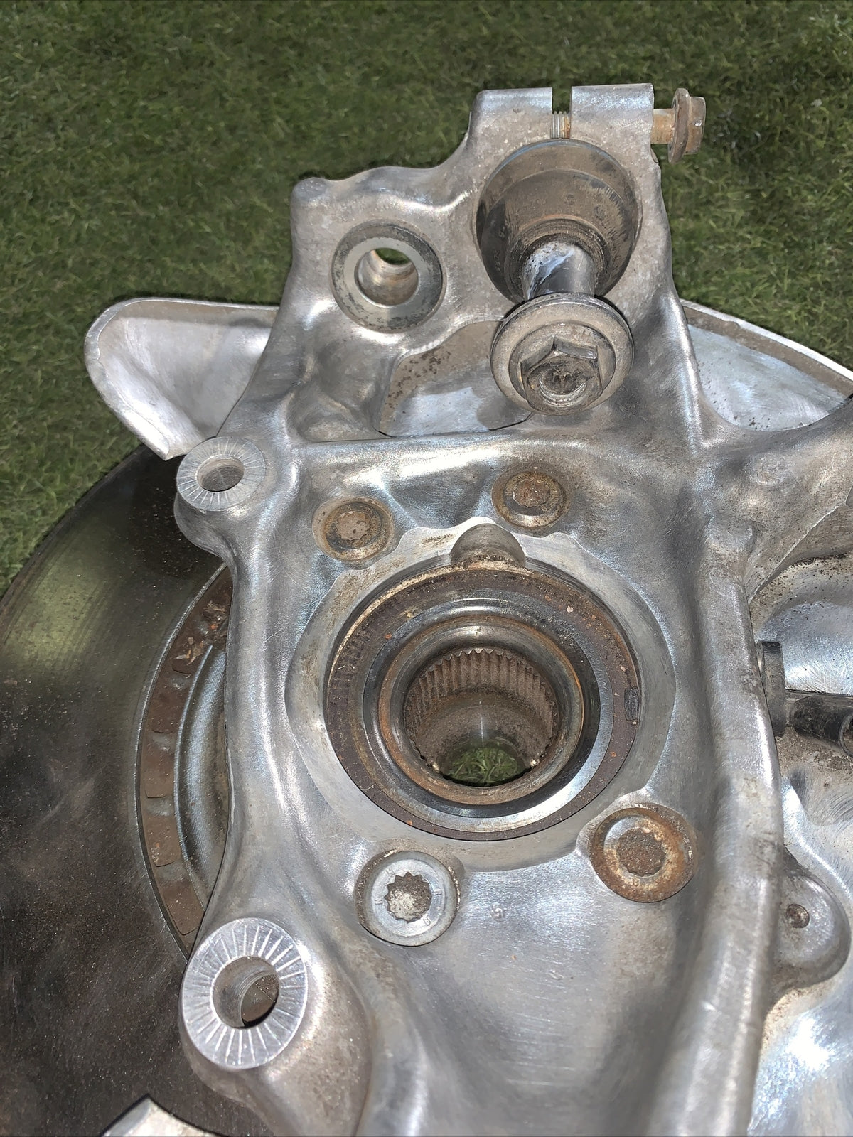 Mozzo Montante Anteriore Destro Audi A6-A7 4G 4G0407242C