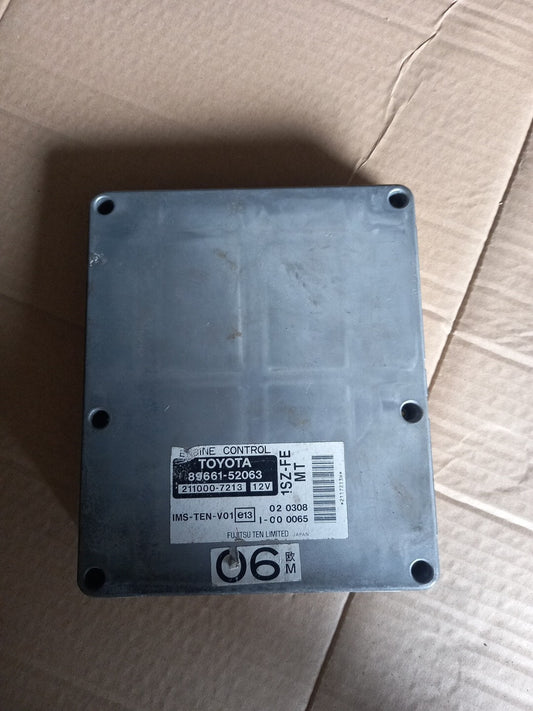 8966152063 CENTRALINA MOTORE ECU TOYOTA YARIS (P1) 1.0B 16V 70CV (2002)