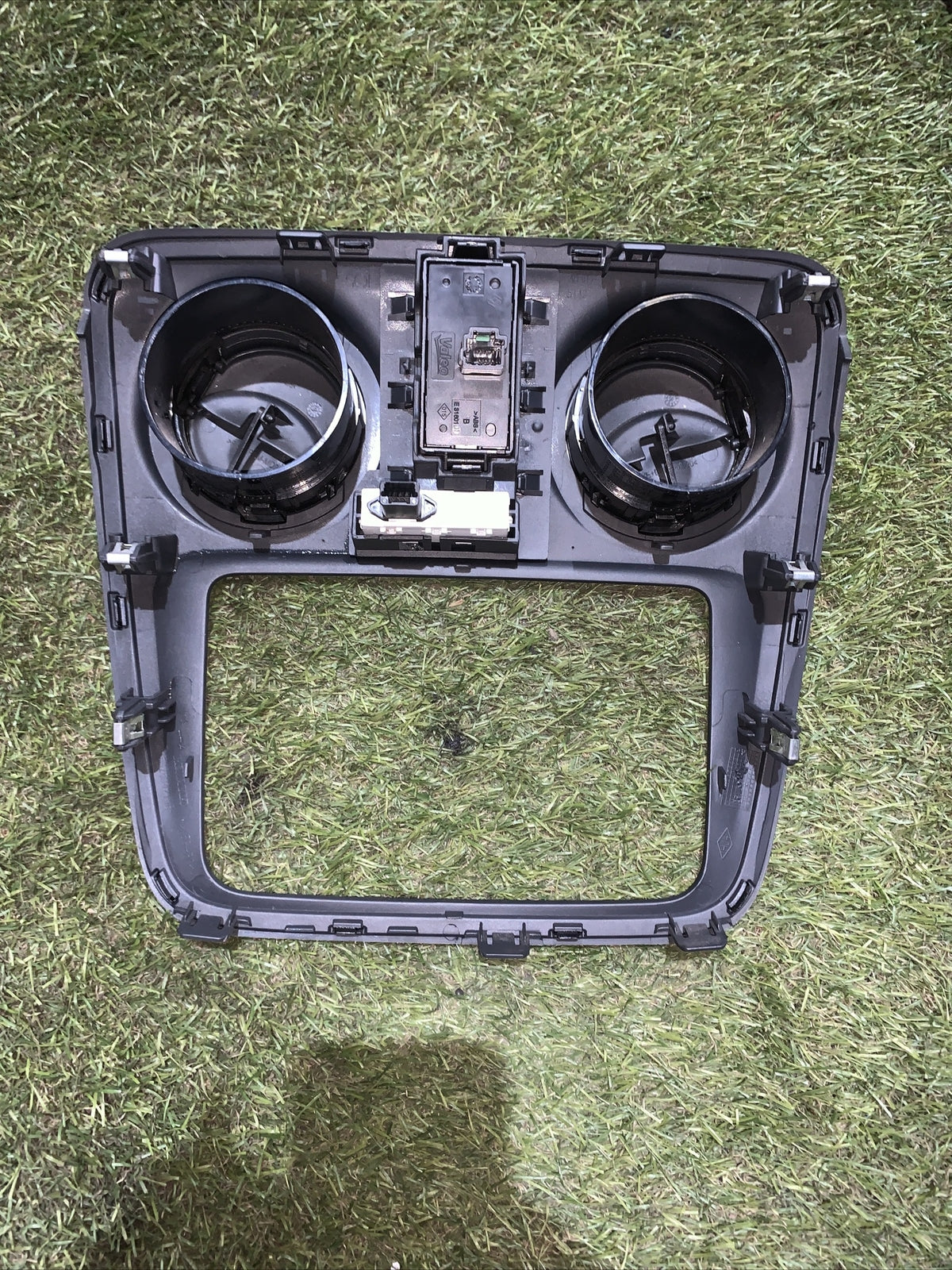 Console Centrale Dacia Lodgy 682604219R