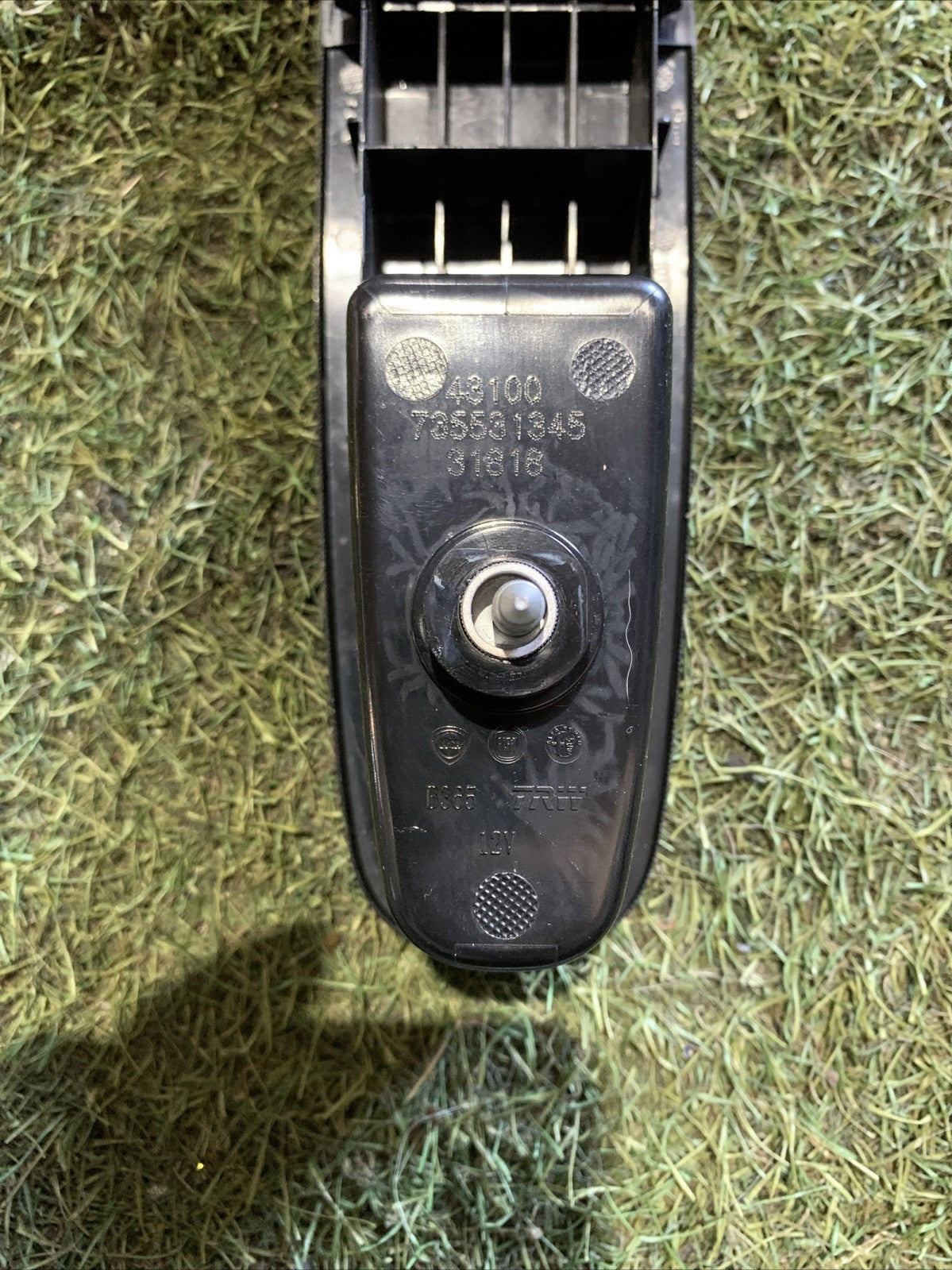 PULSANTIERA ANTERIORE SINISTRA PER LANCIA Ypsilon 4° Serie 735531345 (11>23)