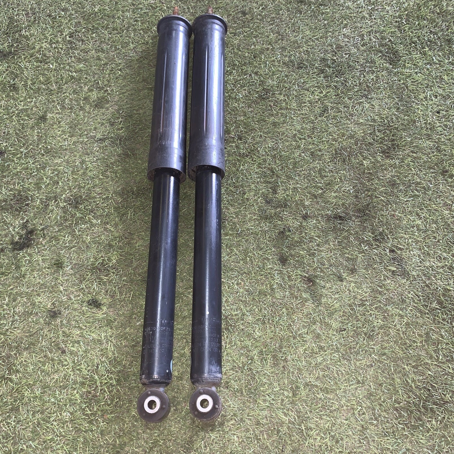 Ammortizzatori Posteriore Toyota Yaris 2017-2021 48530-0DF20