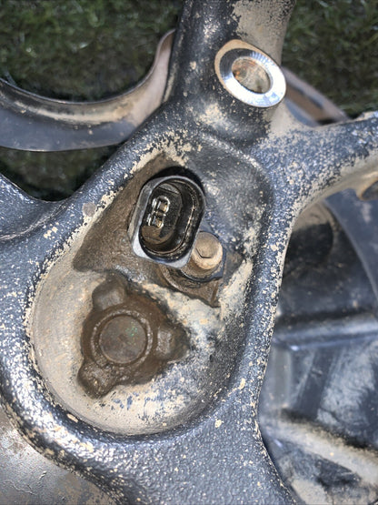 Mozzo Montante Posteriore Sinistra Volkswagen Golf 5 1.9 1K0435N (2)