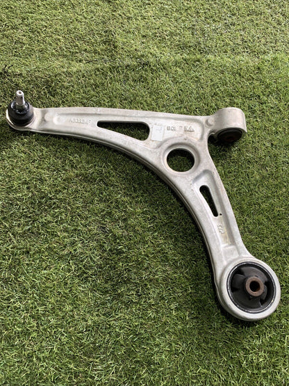 BRACCIO SOSPENSIONE ANTERIORE DESTRA HYUNDAI KONA ELETTRICA EM16 17-22 A6082MF