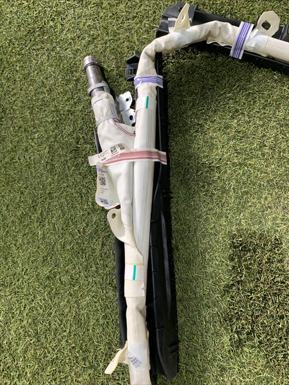 AIRBAG A TENDINA DESTRO DX PER TOYOTA C-HR Ibrida 62170F4010 (16 23) (2)