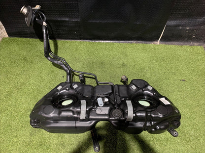 Serbatoio Carburante Mercedes Classe C220 W204 2.2 Diesel A2044704201