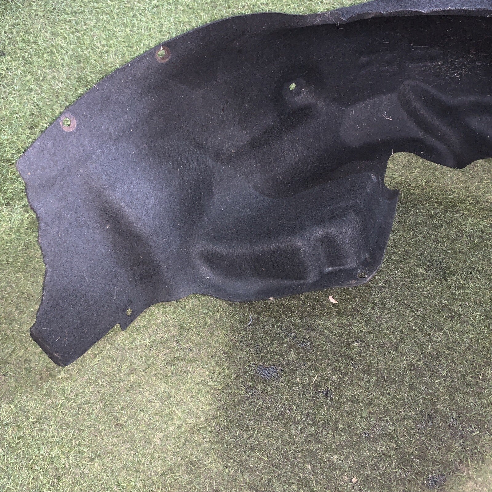 PARASASSI INT. PASSARUOTA POST. DX PER BMW SERIE 1 E81/E87 (07-11) RESTYLING