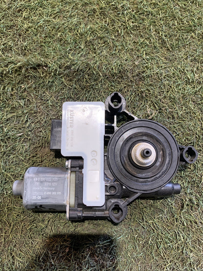 Motorino Alzavetro Posteriore Sinistro Volkswagen Tiguan 2020 5Q0959407A