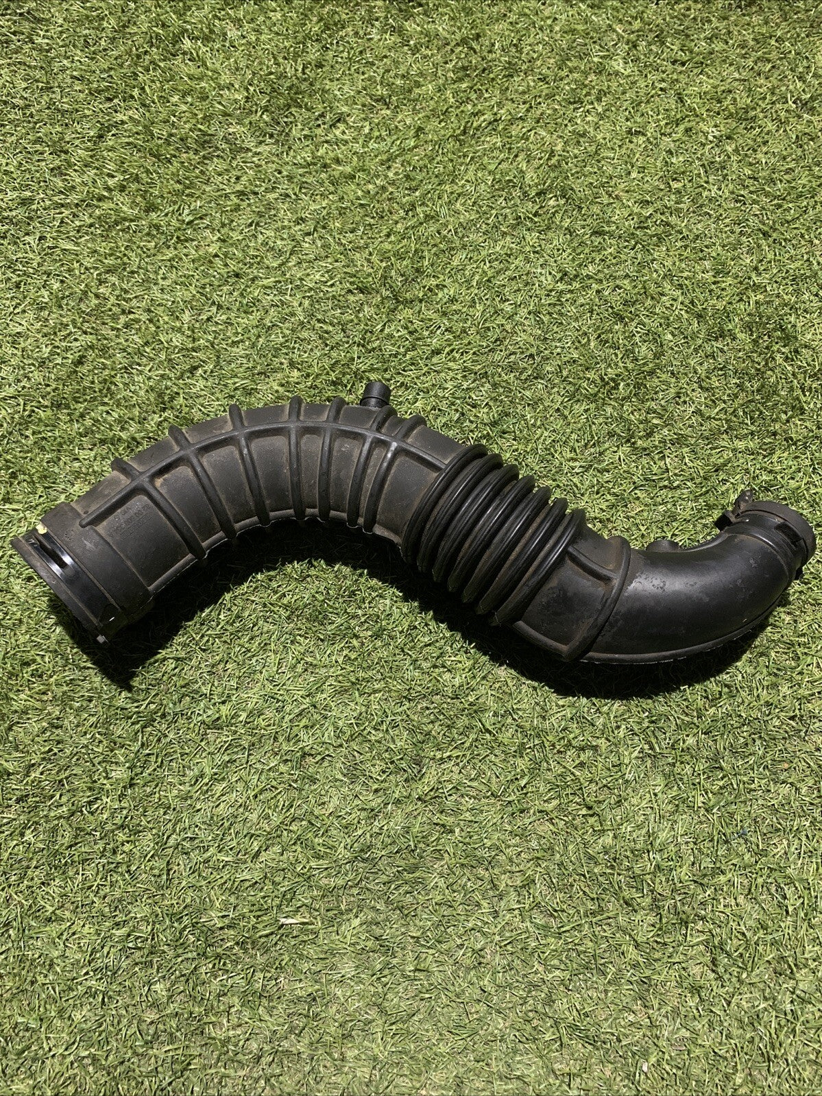 8200500384A TUBO ARIA INTERCOOLER RENAULT MEGANE 1.5 D 2007