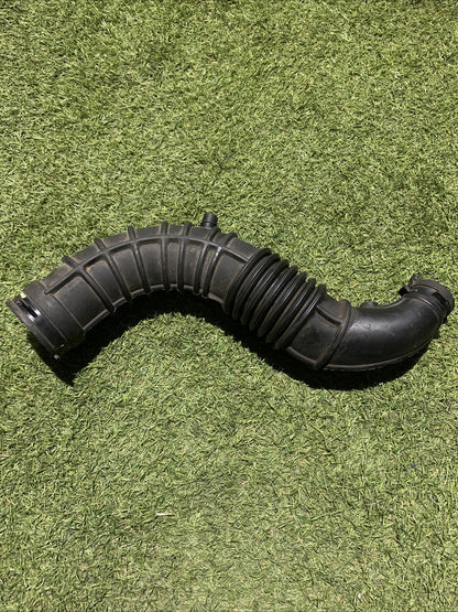 8200500384A TUBO ARIA INTERCOOLER RENAULT MEGANE 1.5 D 2007