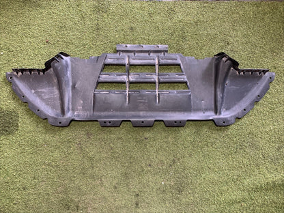 Protezione Sottoparaurti Anteriore Maserati Levante 670032424