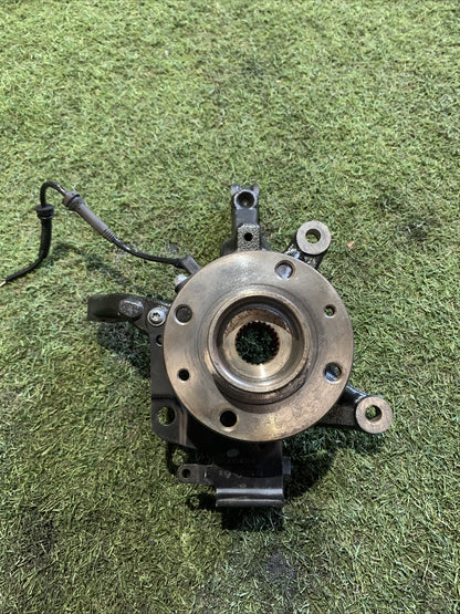 Mozzo Montante Fusello Anteriore Destro Renault Captur 2013-2019 1.5 Diesel