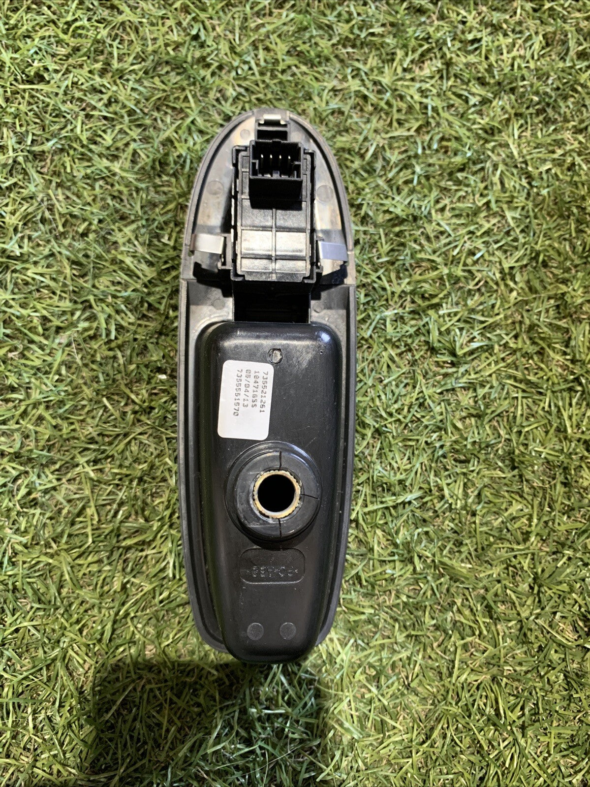 PULSANTIERA ALZACRISTALLO POST DX FIAT 500L (351_352) DAL 2012-, 735521261