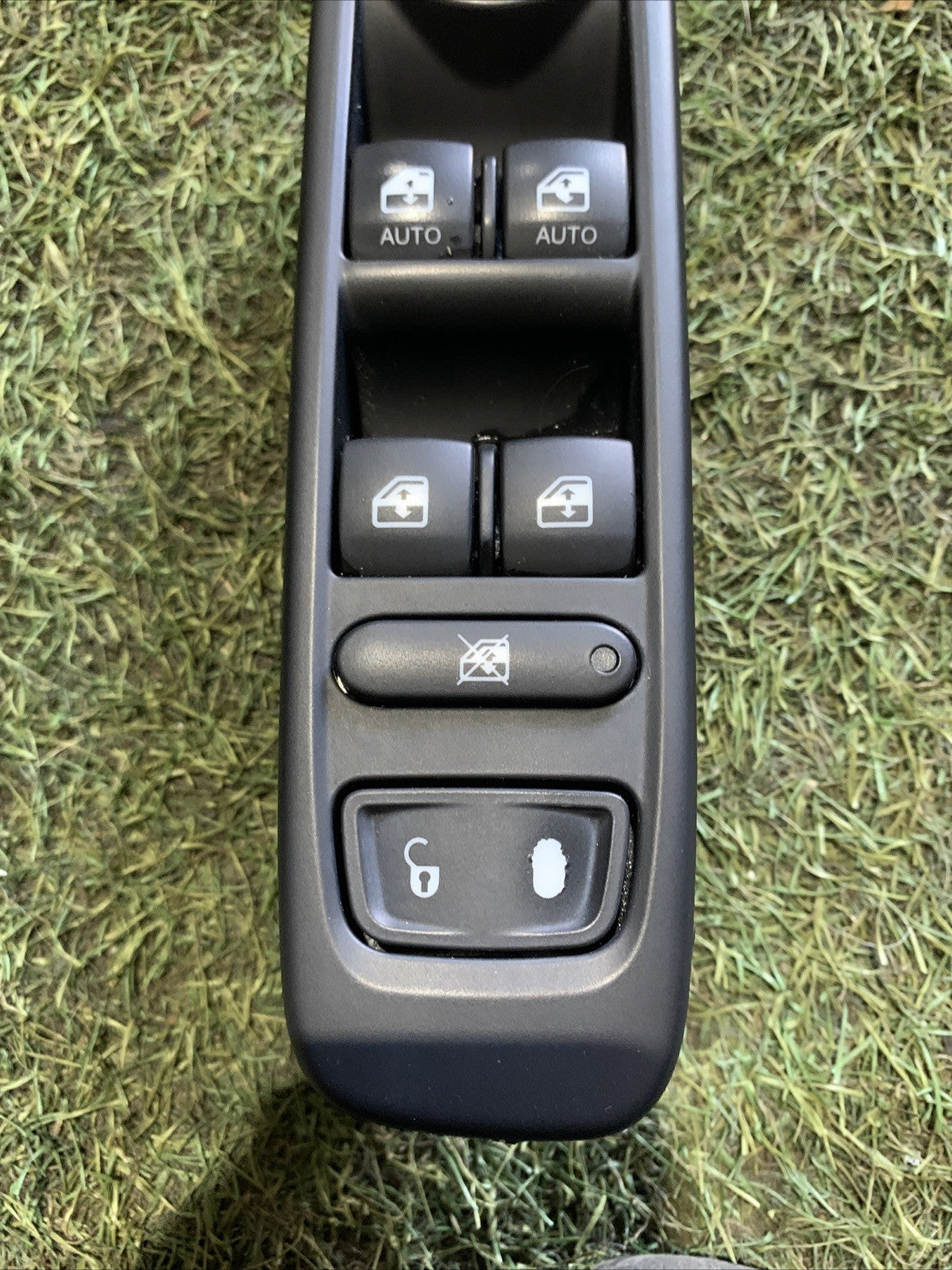 PULSANTIERA ANTERIORE SINISTRA JEEP Compass Serie K6BZ28LXHAA (16 )