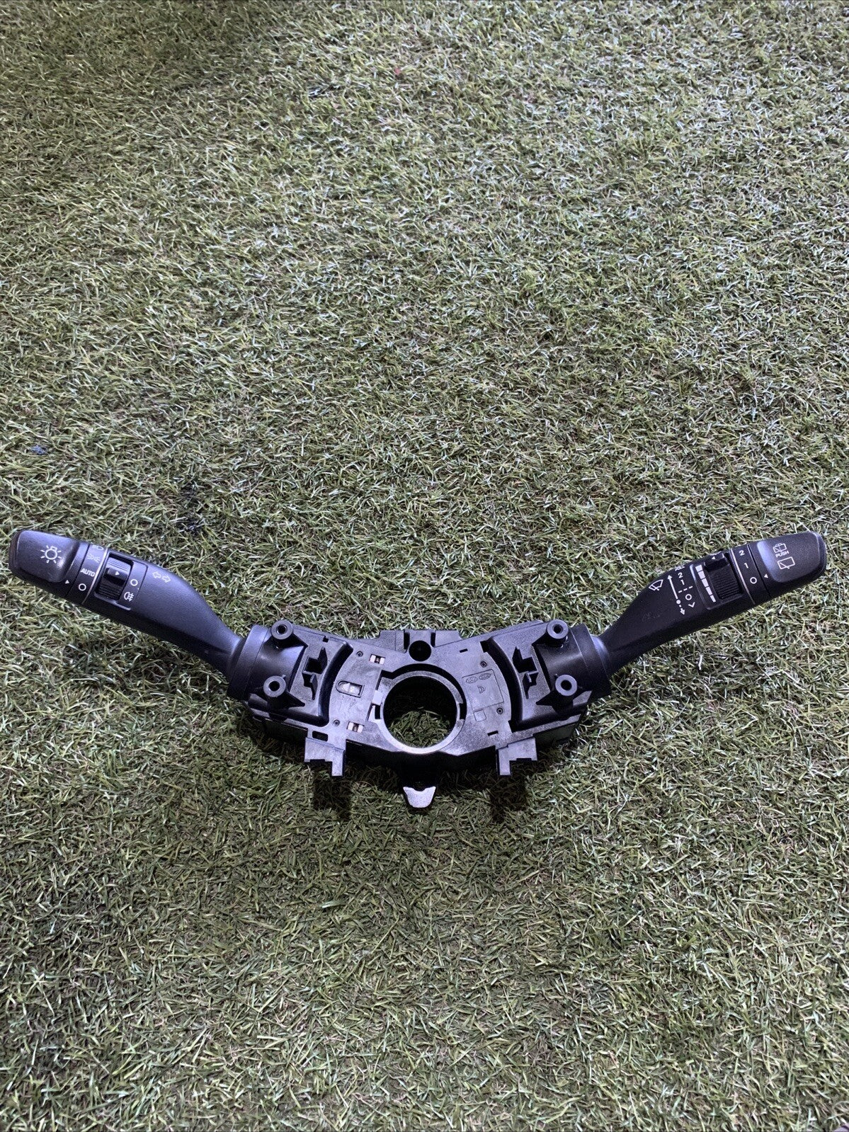 DEVIOLUCI PER HYUNDAI Tucson serie 93403D3850 (15>)