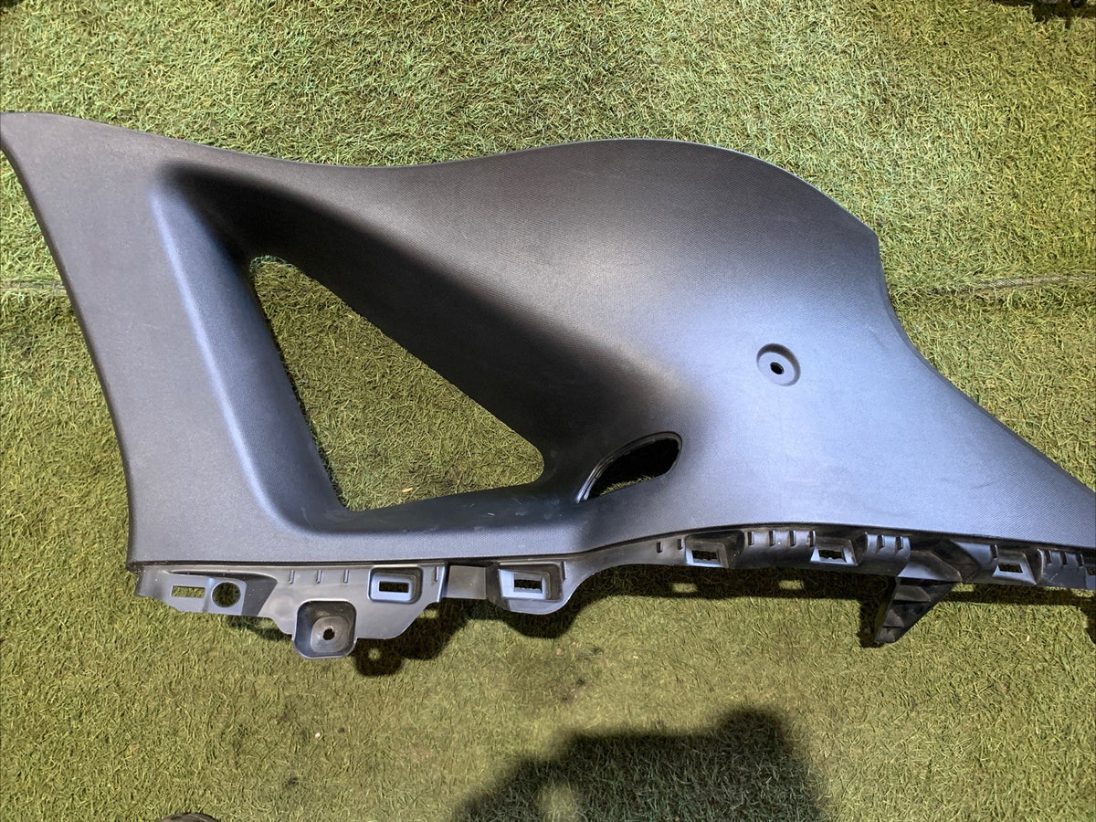 Rivestimento Montante Posteriore Destro Ford Kuga 2022 LV4B-S31148-A