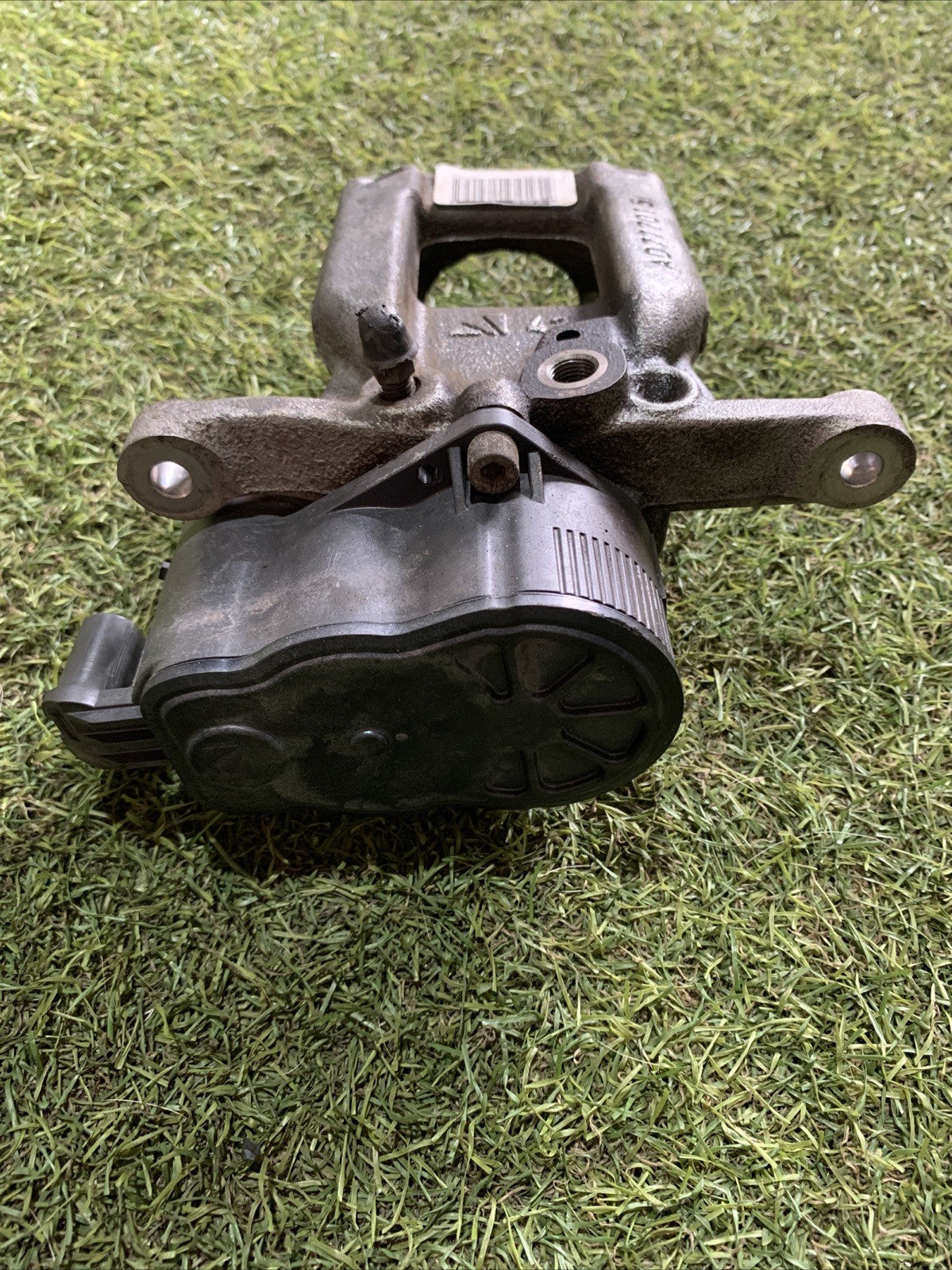 Pinza freno posteriore destra DX Elettrica PEUGEOT 3008 DAL 2016 9819060980 (2)