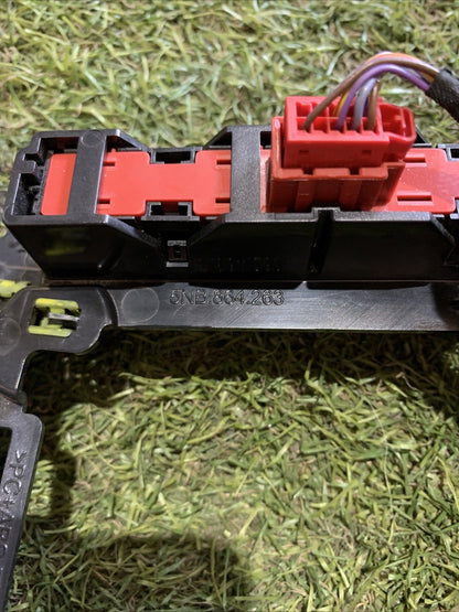 Console Centrale Cambio Volkswagen Tiguan 2016 5NB864263F (2)