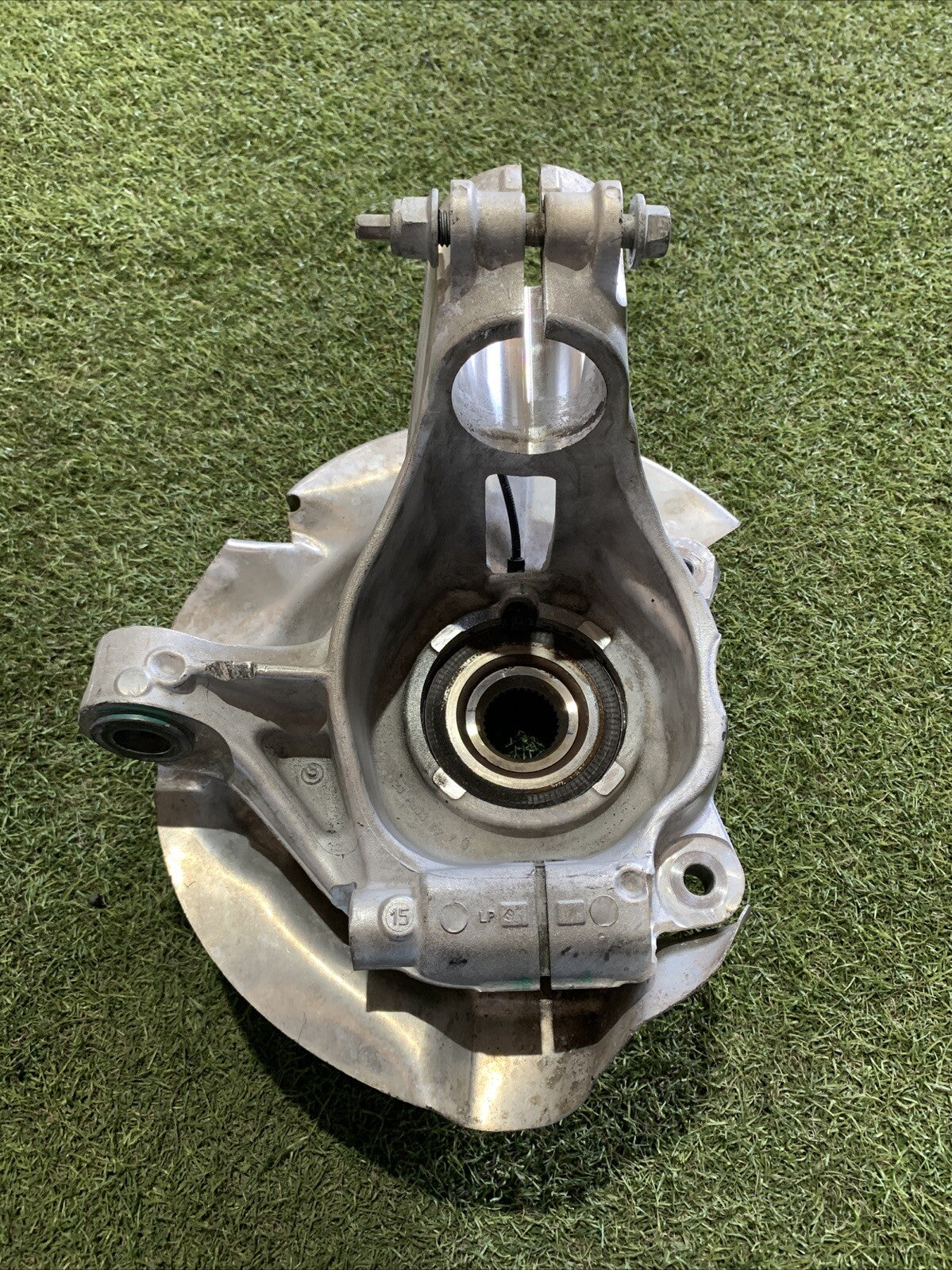 Mozzo Montante Fusello Anteriore Sinistro Range Rover Evoque Dal 2011