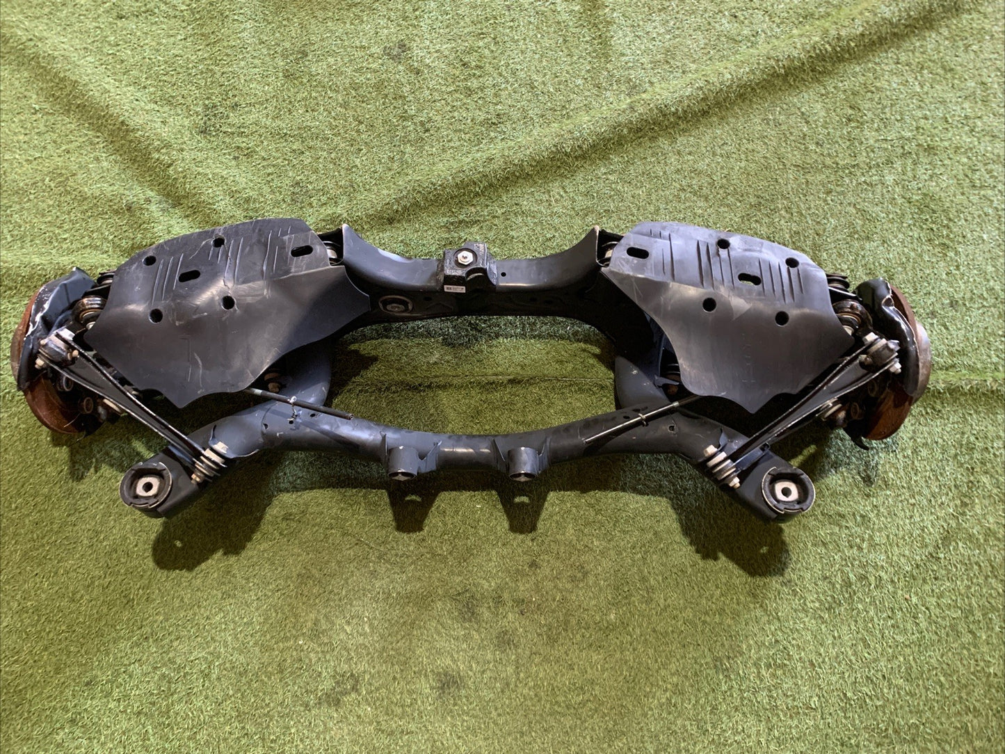 PONTE ASSALE POSTERIORE BMW SERIE 1 F20 116D 2015 33316851656