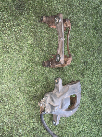 Pinza Con Porta Pinza Anteriore Destra Peugeot 107 1.0 Benzina Y01787